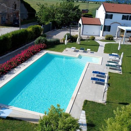 Adria Bnb Buitenkant foto