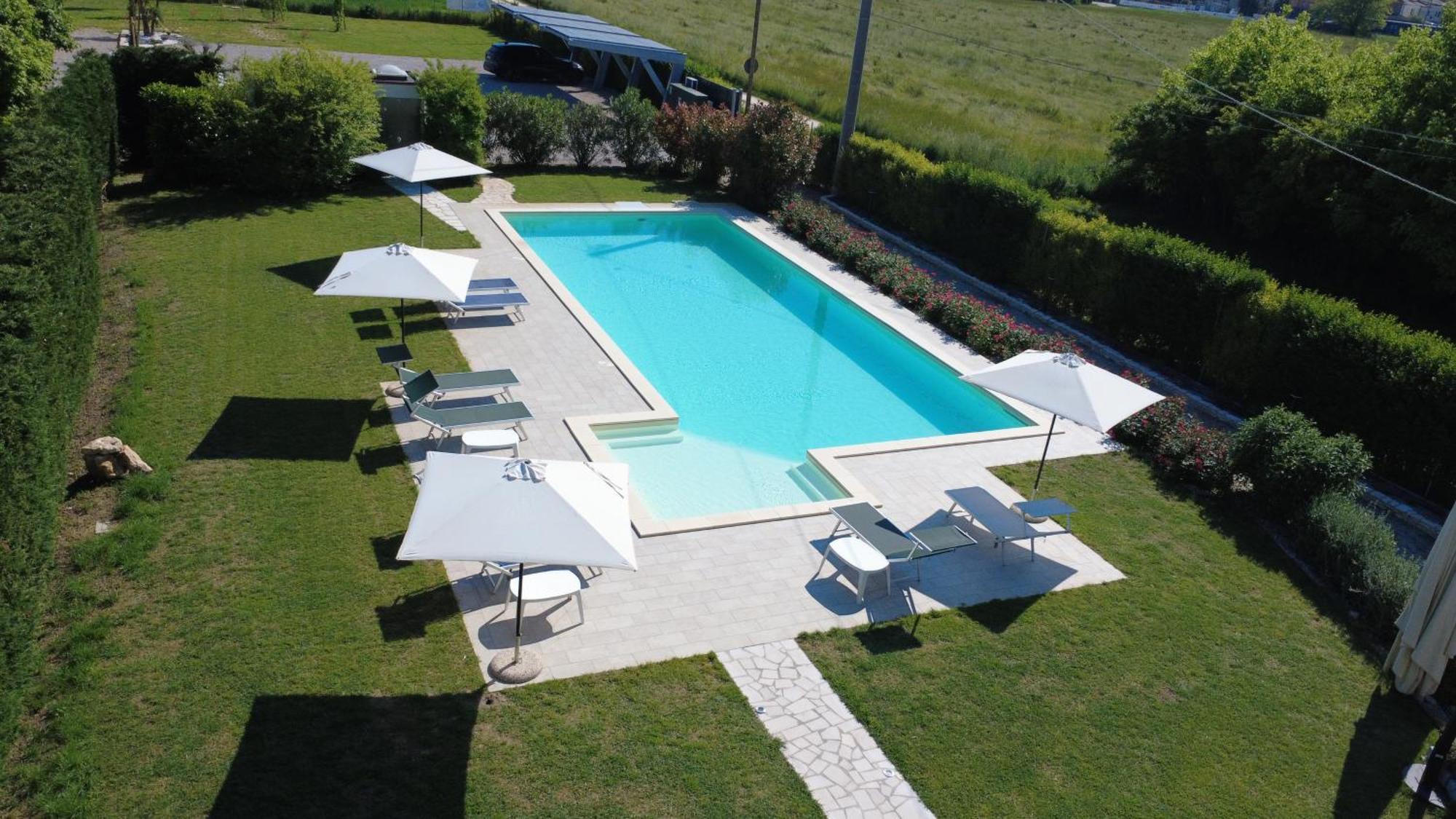 Adria Bnb Buitenkant foto