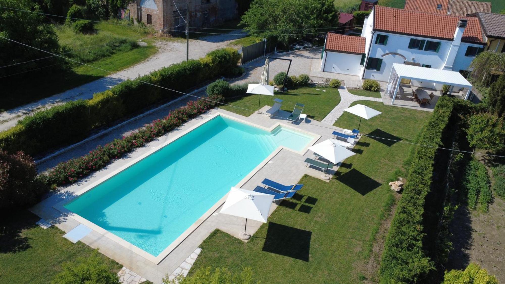 Adria Bnb Buitenkant foto